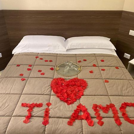 I Lamioni - Suite & Accommodation Matera Bagian luar foto